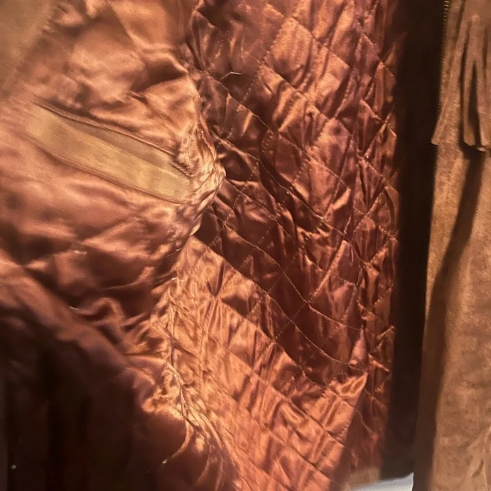 United Colours of Benetton “Save the Planet” vintage suede fringe jacket - Picture 4 of 12